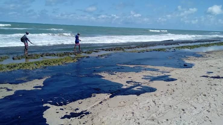 Ap S Dias Vazamento De Leo J Atinge Mais De Praias No Nordeste